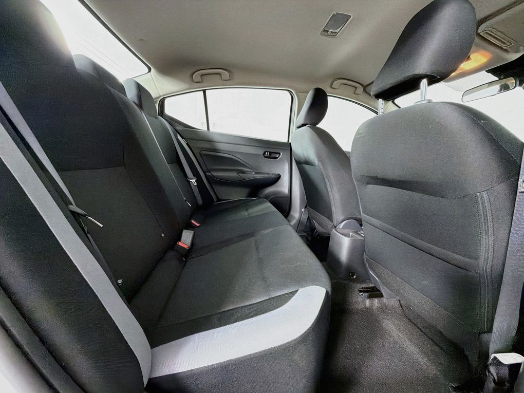 Used 2025 Nissan Versa Sedan