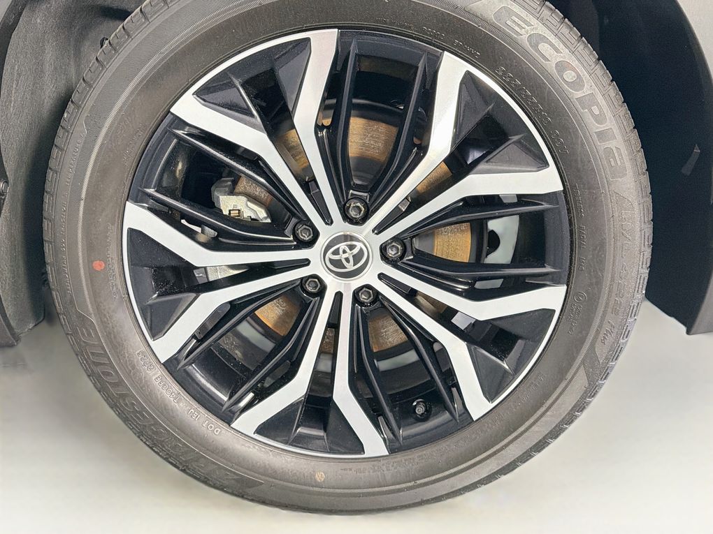 Used 2026 Toyota Crown Sedan