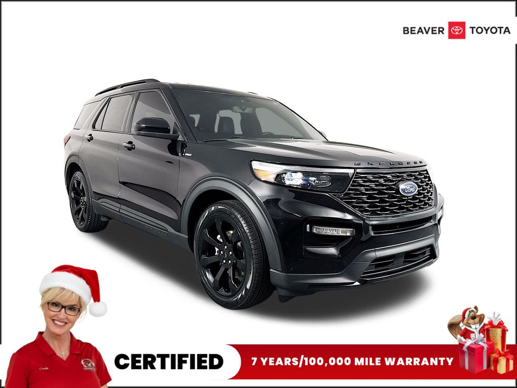 2023 Ford Explorer ST-LINE's photo