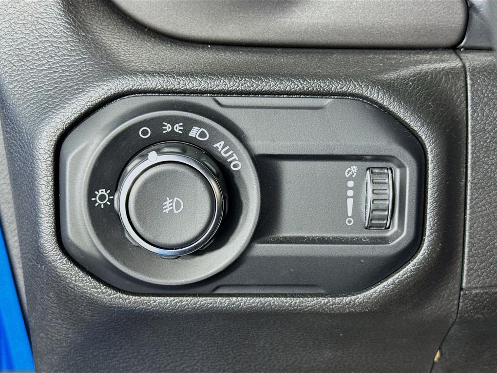 Used 2023 Jeep Wrangler SUV