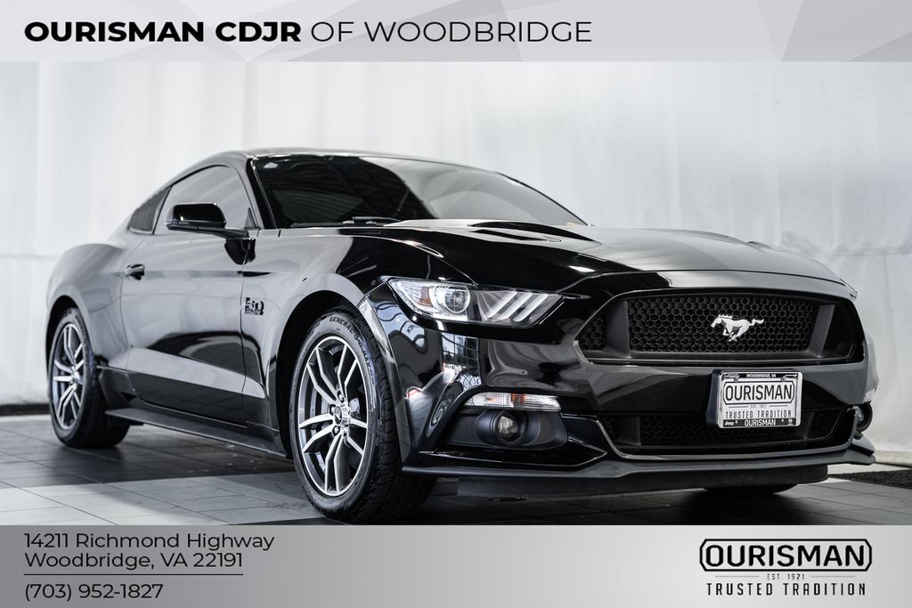 2016 Ford Mustang GT Premium Coupe RWD