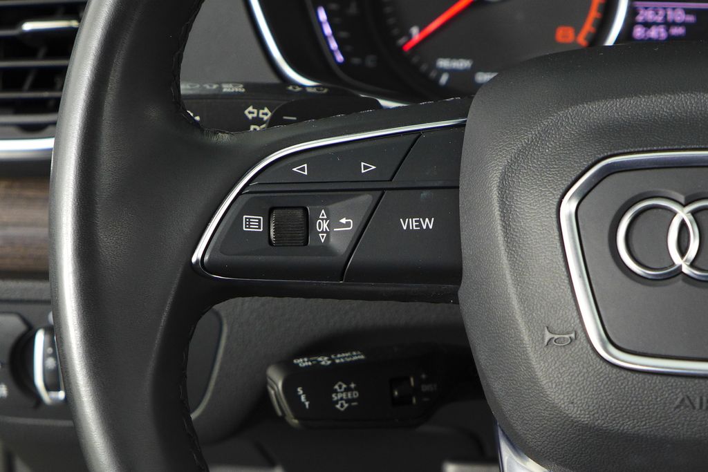 Thumbnail: 2023 Audi Q5 - 30