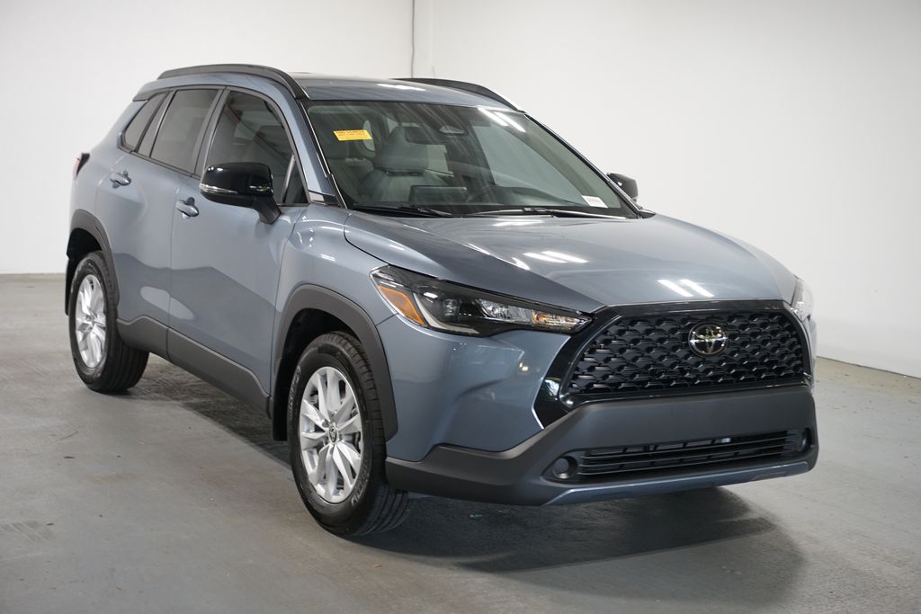 Thumbnail: 2025 Toyota Corolla Cross - 3