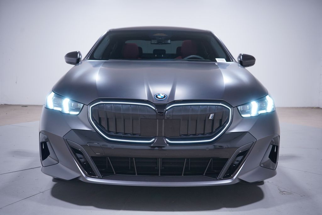 Thumbnail: 2025 BMW i5 - 4