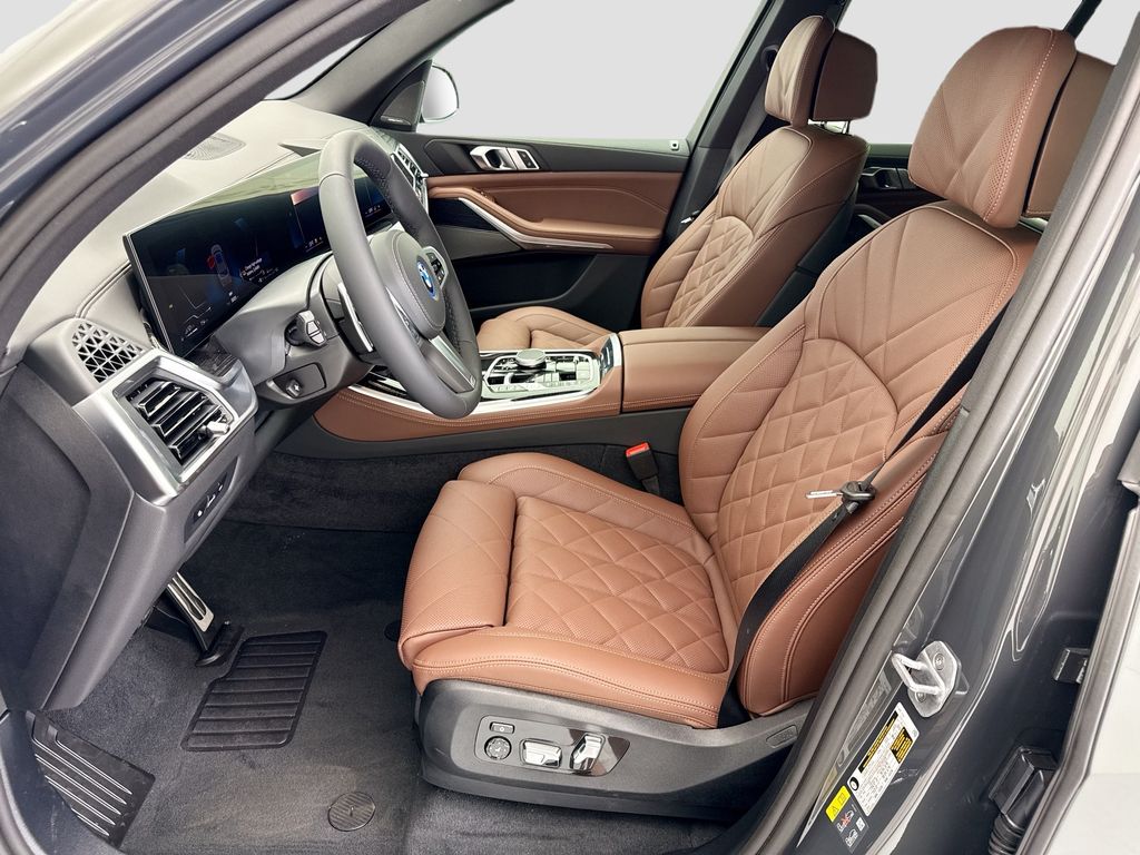 Thumbnail: 2026 BMW X5 - 18