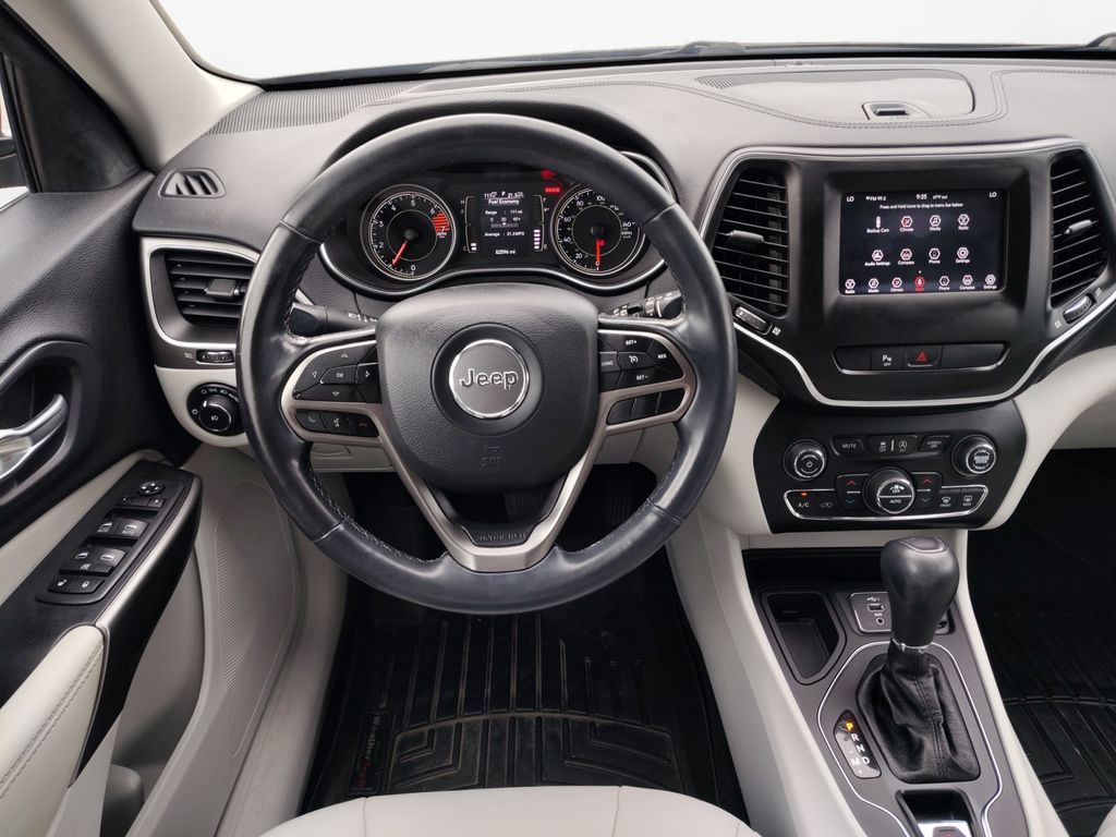 Used Car 2020 Jeep Cherokee  Latitude Plus For Sale Under $20,000 In Austin, Texas