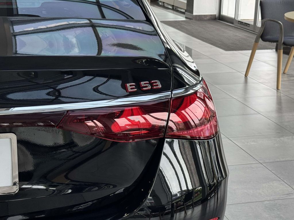 Thumbnail: 2026 Mercedes-Benz E-Class - 4