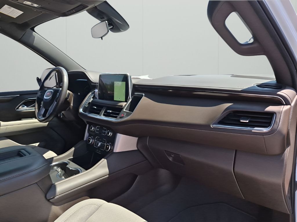 Used 2022 White GMC SLE image 14