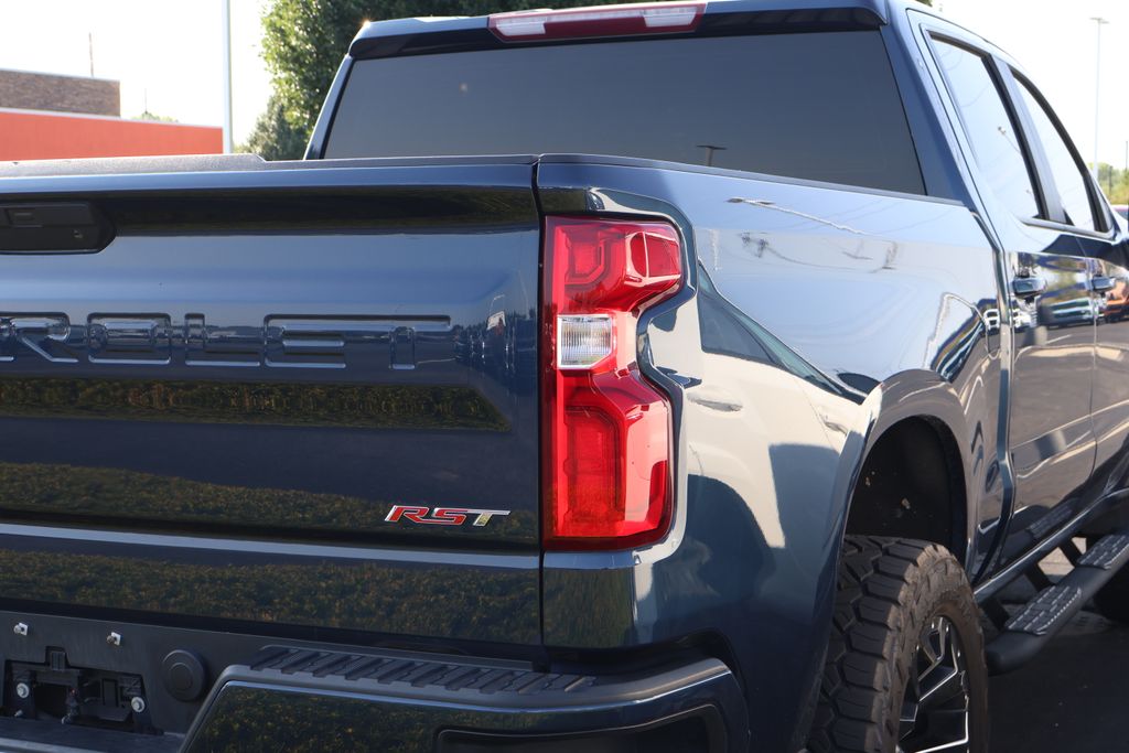 Thumbnail: 2020 Chevrolet Silverado 1500 - 10