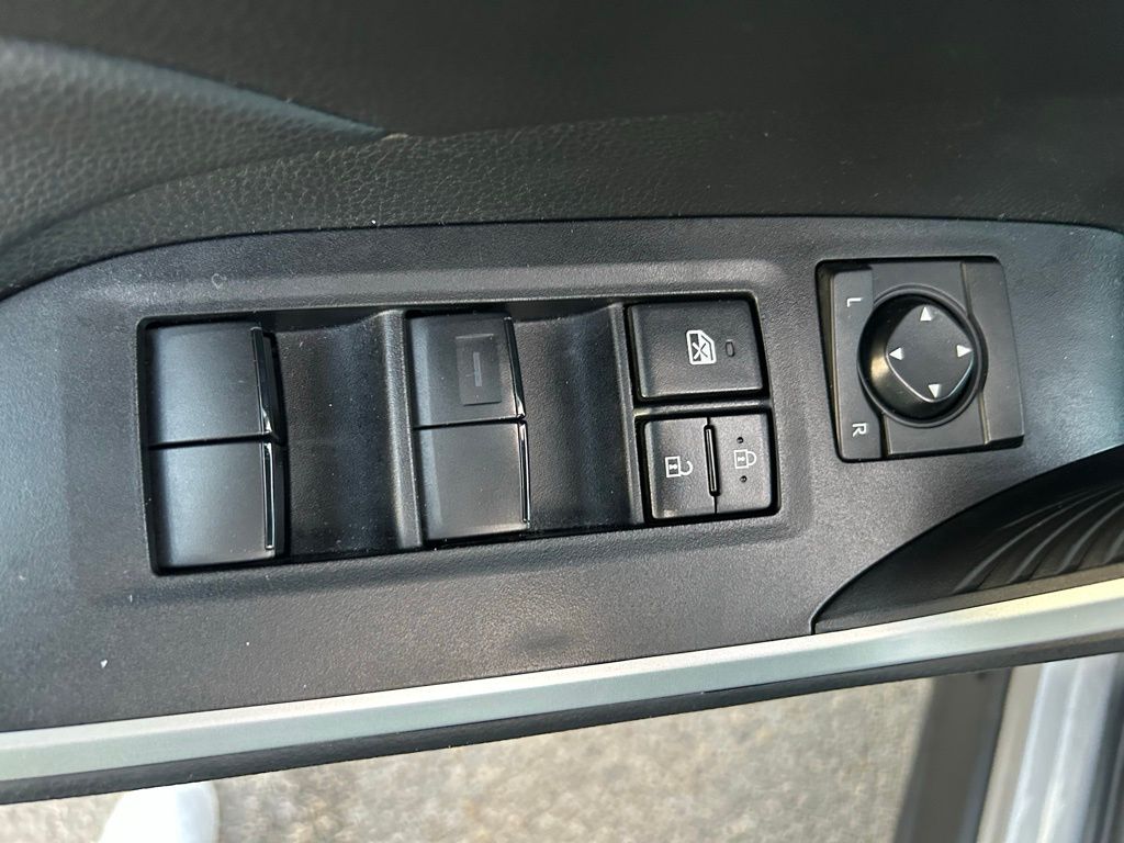 Thumbnail: 2024 Toyota RAV4 - 16