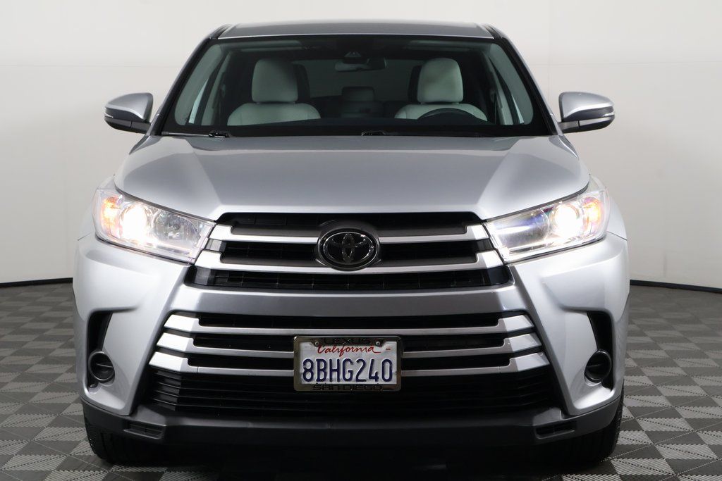 Thumbnail: 2018 Toyota Highlander - 2