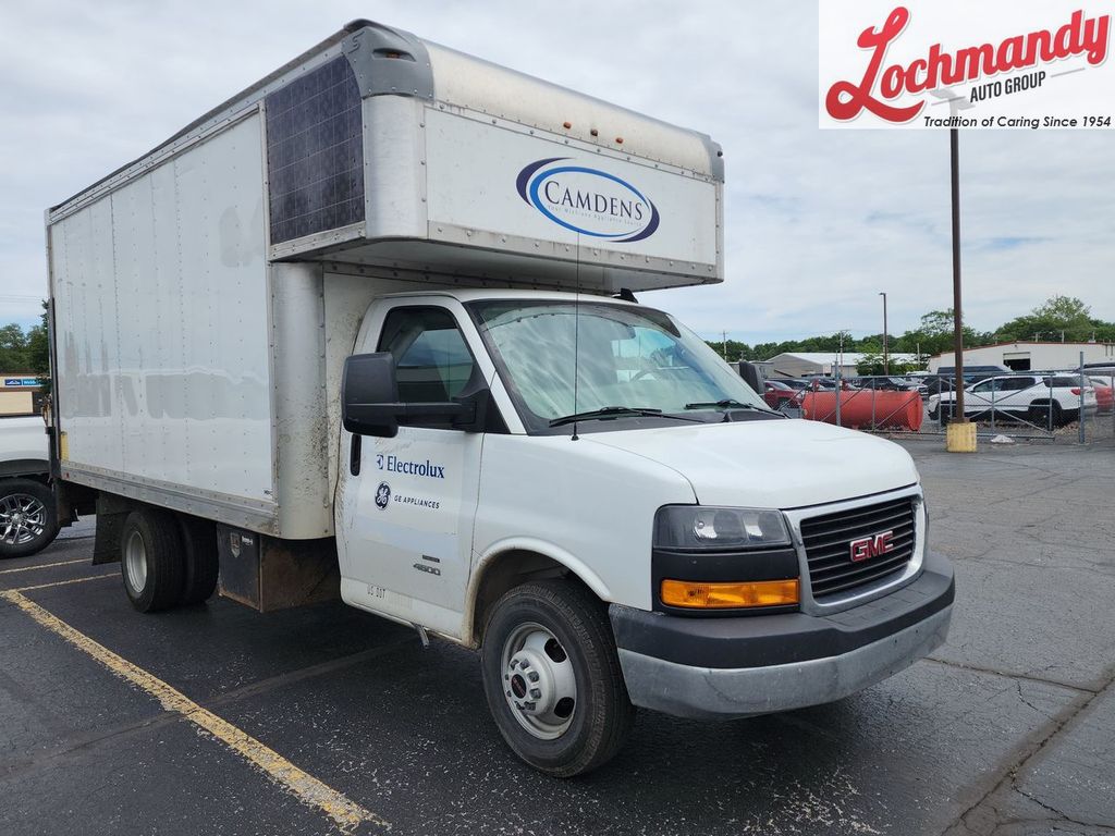 Summit White 2021 GMC Savana Chassis 4500 159 Cutaway RWD Van Rear-Wheel Drive 6-Speed Automatic Overdrive