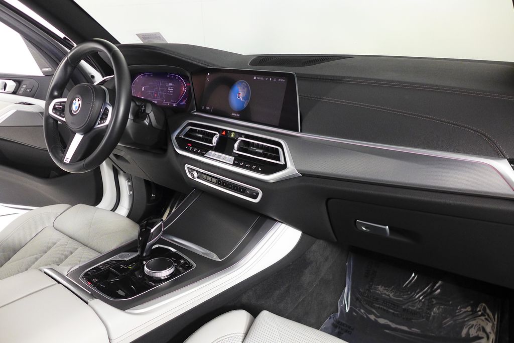 Thumbnail: 2023 BMW X5 - 13