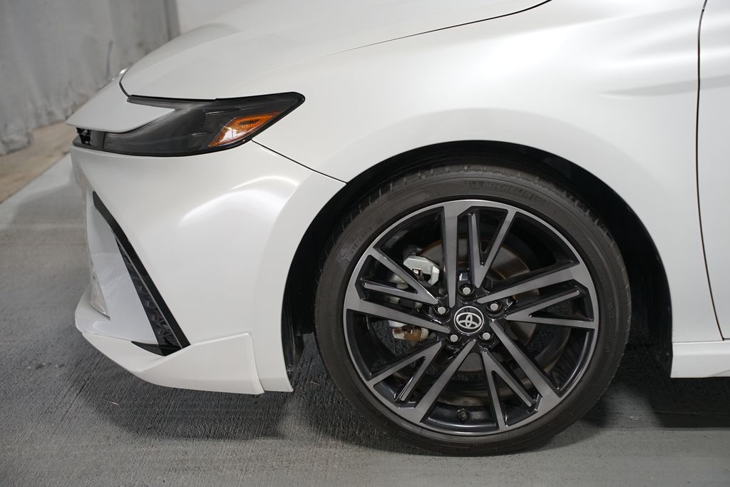 Thumbnail: 2025 Toyota Camry - 5