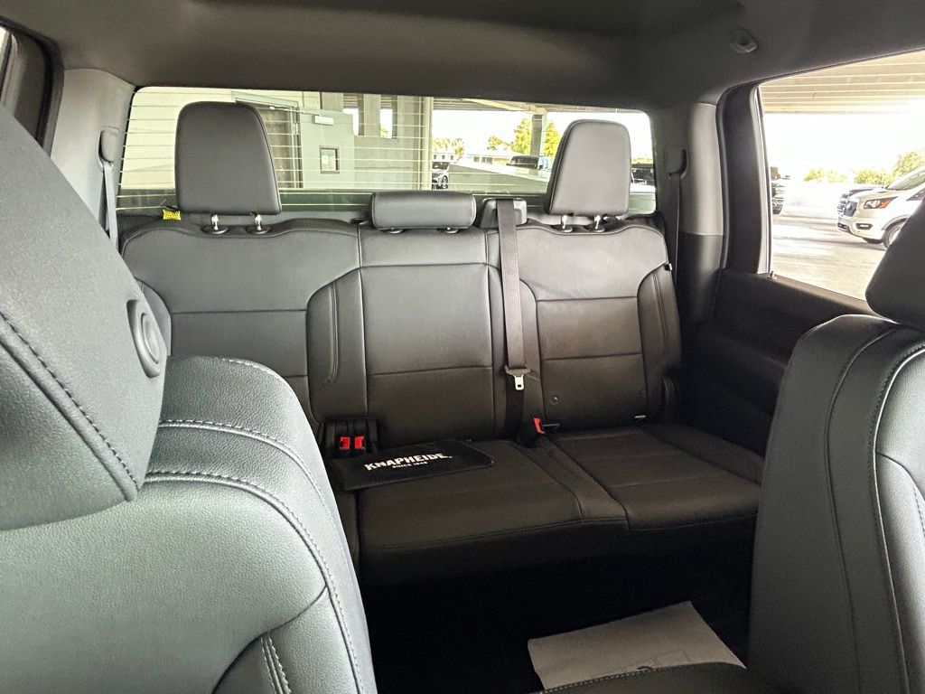 New 2026 Summit White Chevrolet Work Truck image 17