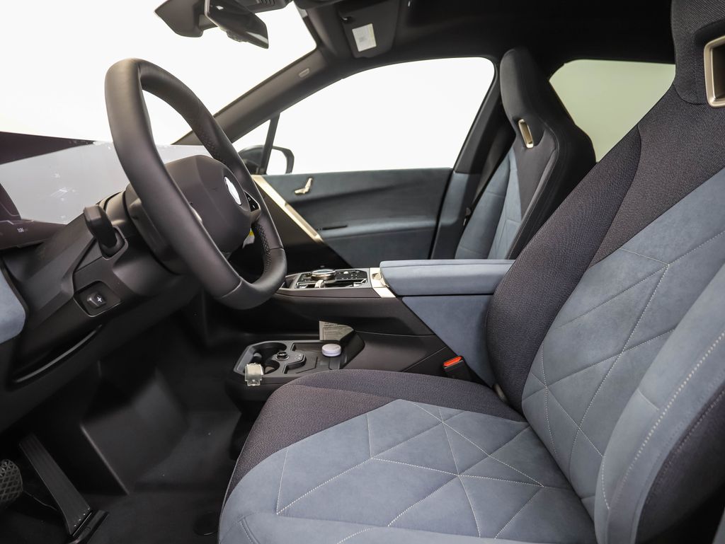 2026 BMW iX  11