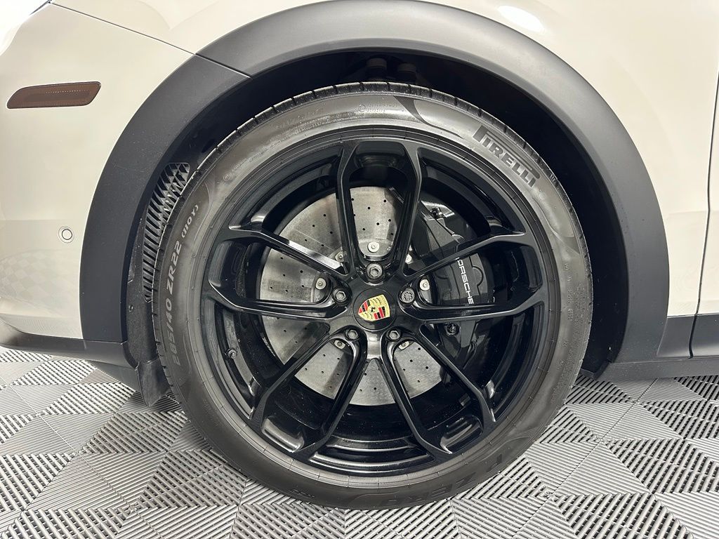 Thumbnail: 2024 Porsche  - 15