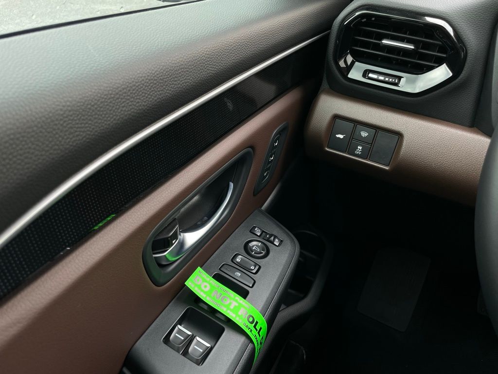 Thumbnail: 2025 Honda Pilot - 24