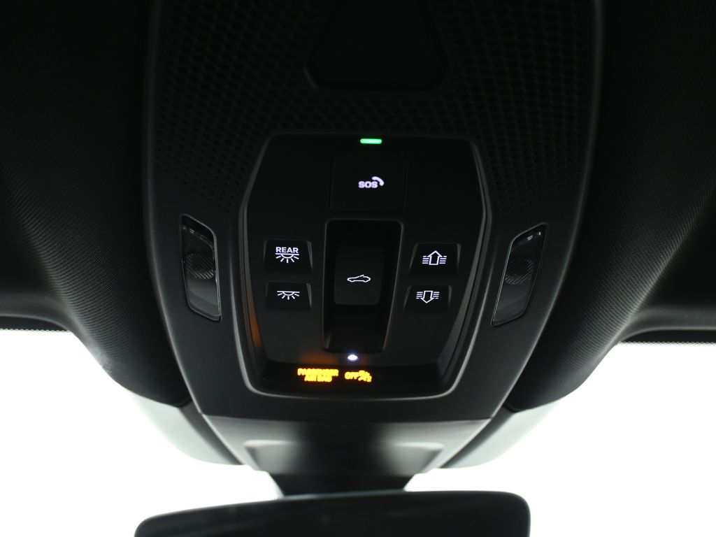 Thumbnail: 2026 Porsche Panamera - 21