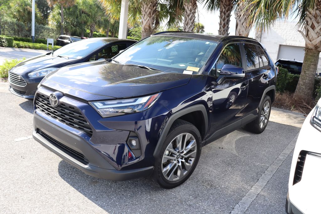 Thumbnail: 2022 Toyota RAV4 - 1