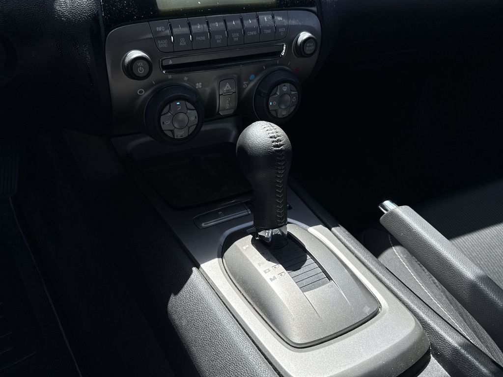 Thumbnail: 2011 Chevrolet Camaro - 20