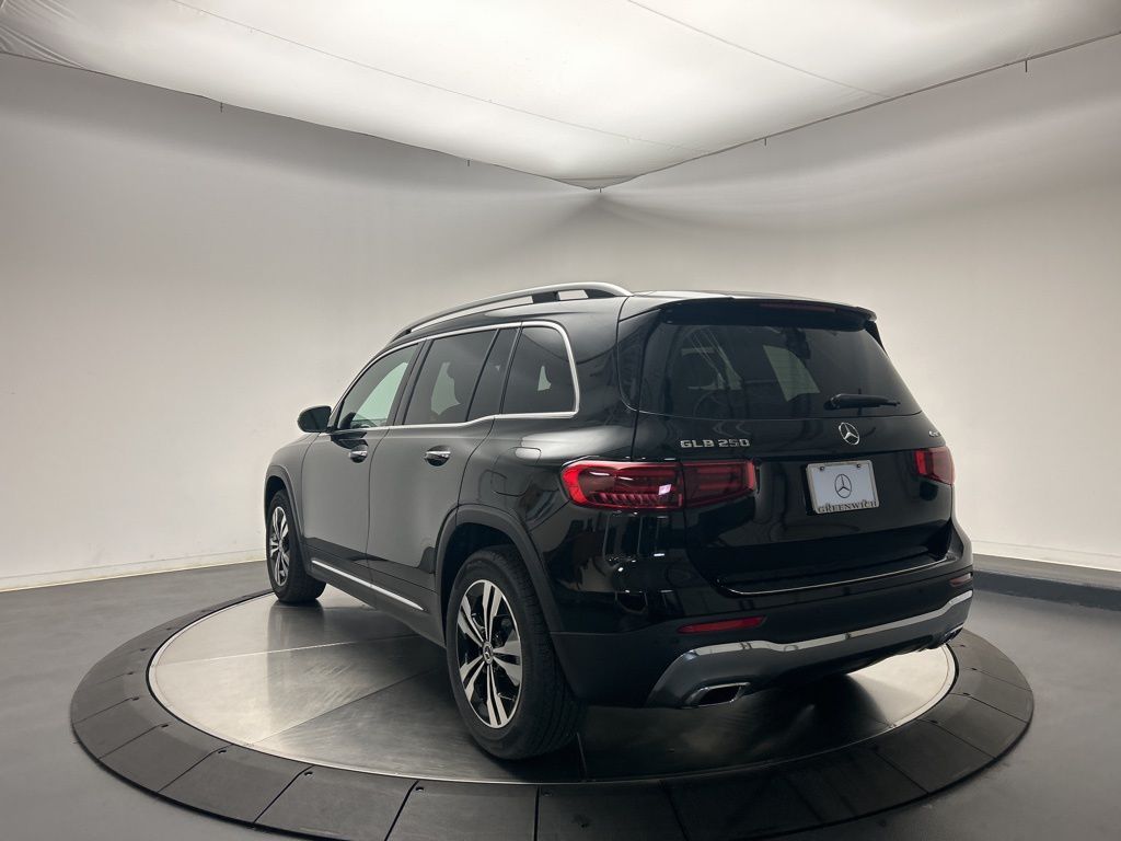 Thumbnail: 2026 Mercedes-Benz GLB - 6