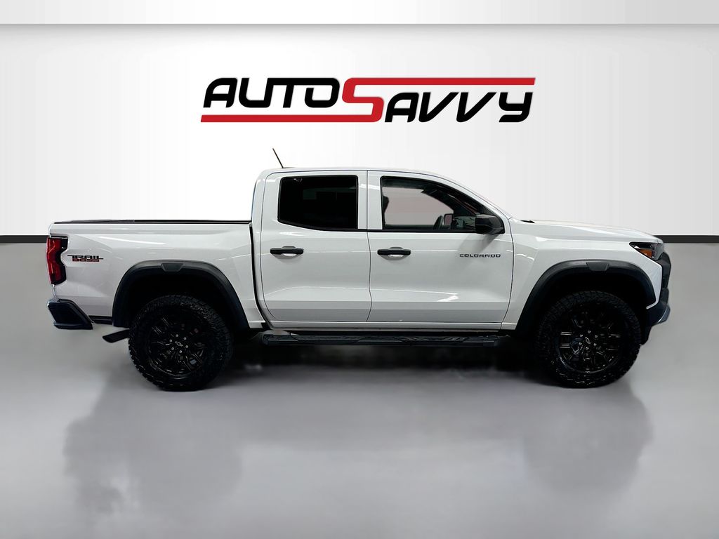 Used 2024 Summit White Chevrolet Trail Boss image 8