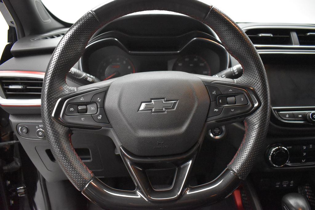 Thumbnail: 2023 Chevrolet TrailBlazer - 17