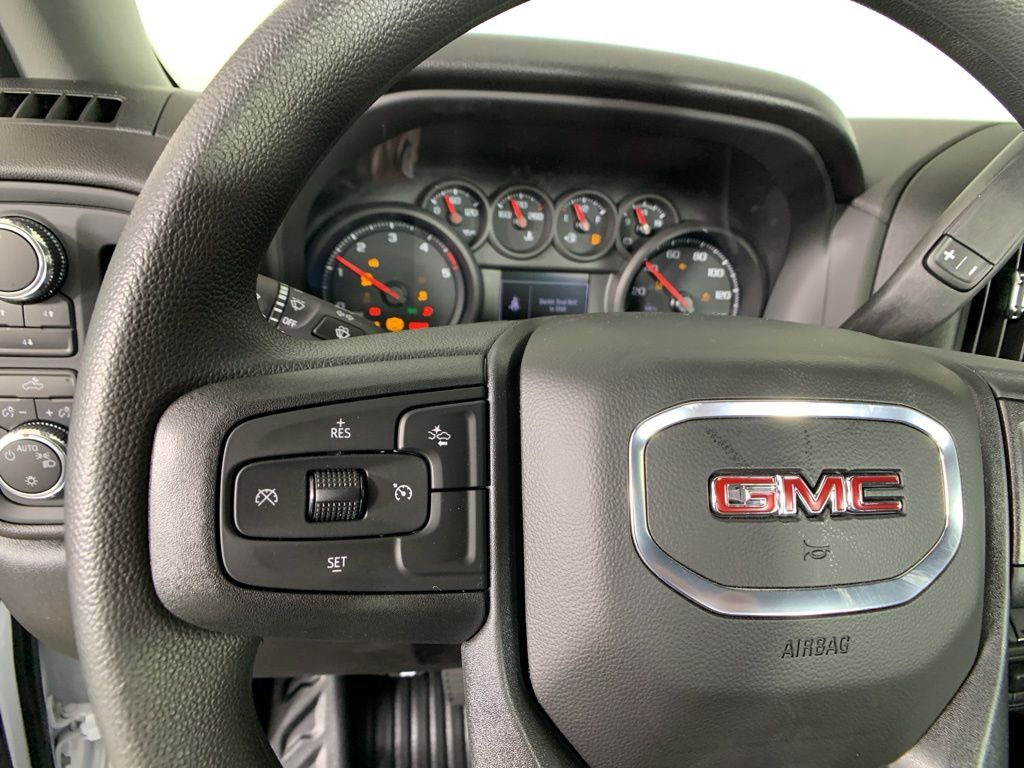 2025 GMC Sierra 2500HD Pro 16