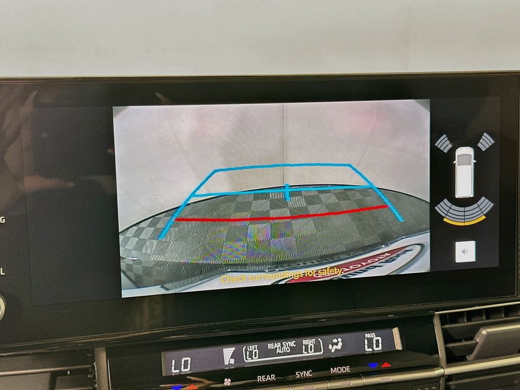 Thumbnail: 2026 Toyota Sienna - 14