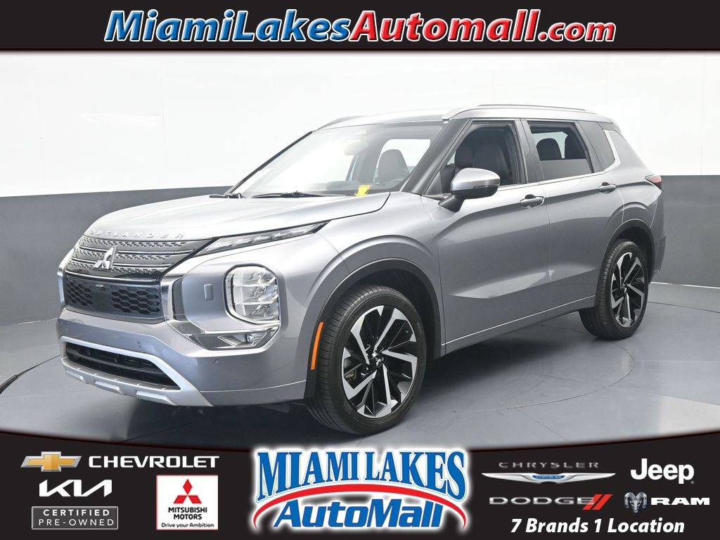 Silver 2022 Mitsubishi Outlander SEL S-AWC SUV / Crossover All-Wheel Drive Continuously Variable Transmission