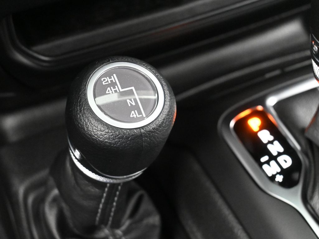 New 2026 Bright White Clearcoat Jeep Sport image 22