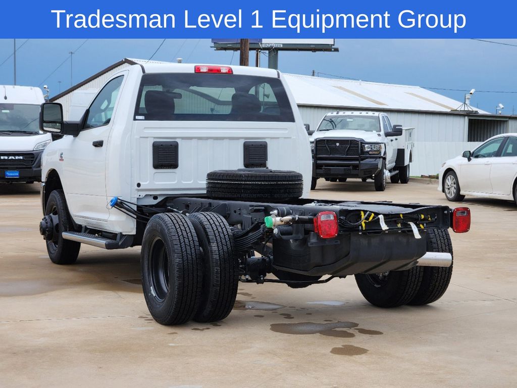 2024 Ram 3500 Tradesman 3