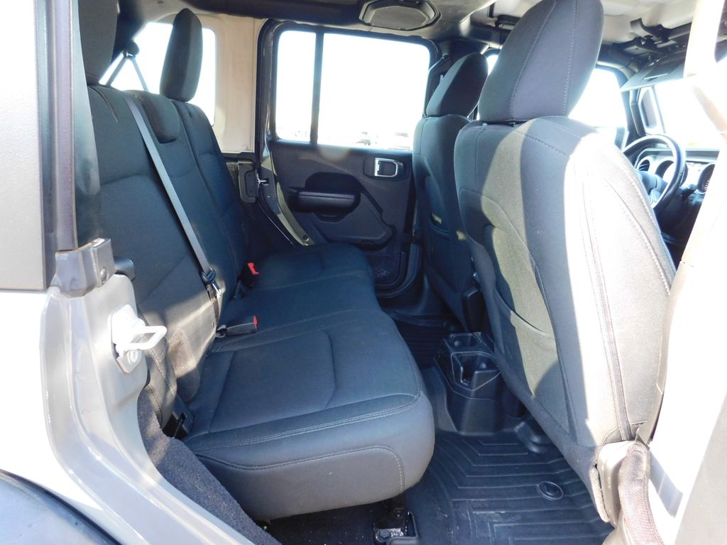 Thumbnail: 2018 Jeep Wrangler - 5