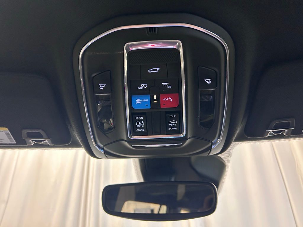 used 2022 Jeep Grand Cherokee L car, priced at $26,284