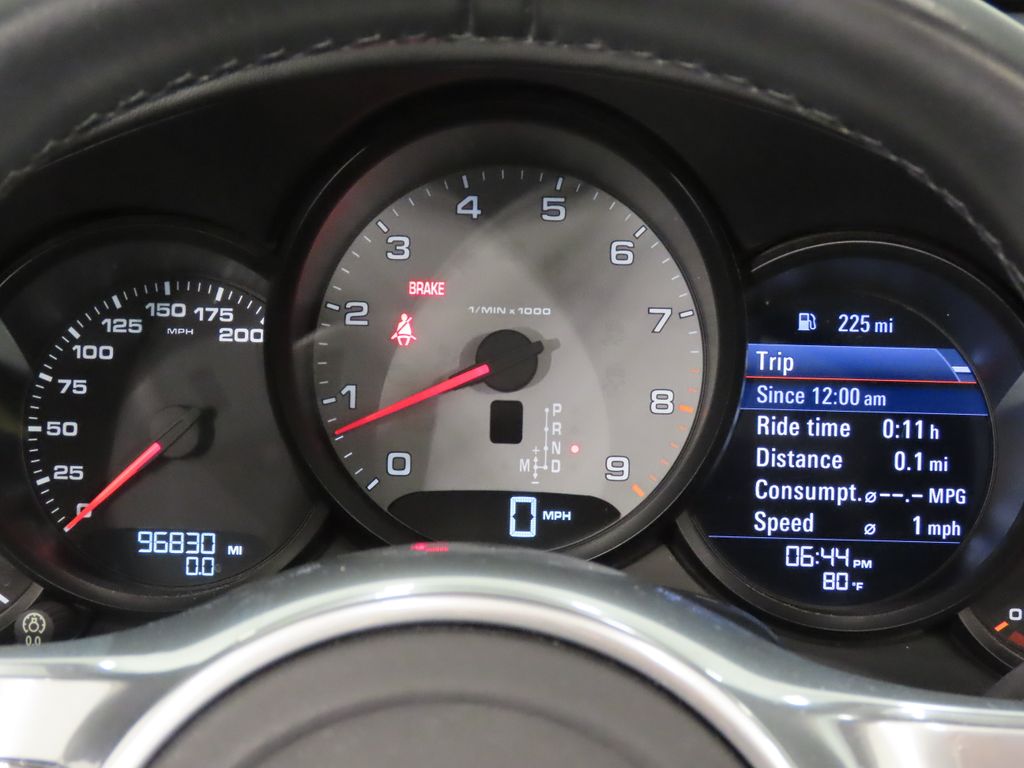 Thumbnail: 2014 Porsche 911 - 24