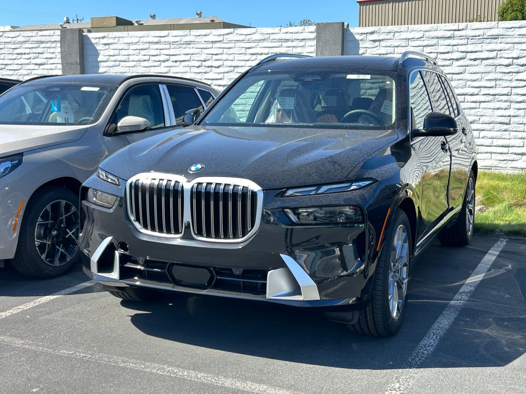 Thumbnail: 2026 BMW X7 - 2