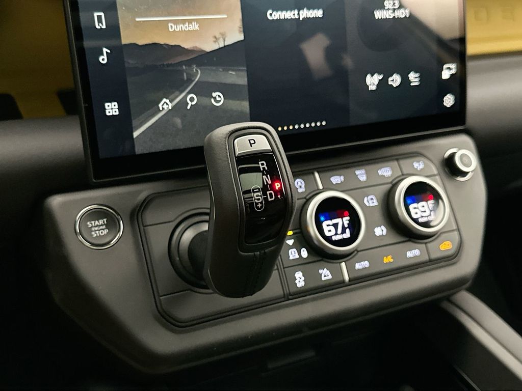 Thumbnail: 2026 Land Rover Defender - 12