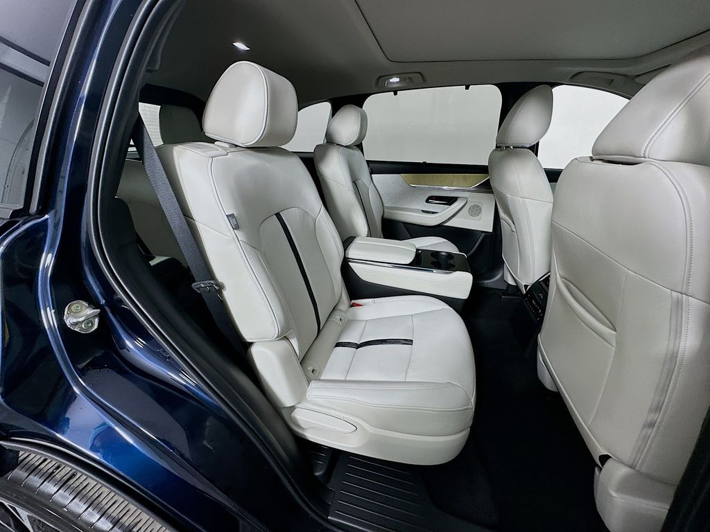 Thumbnail: 2025 Mazda CX-90 - 29