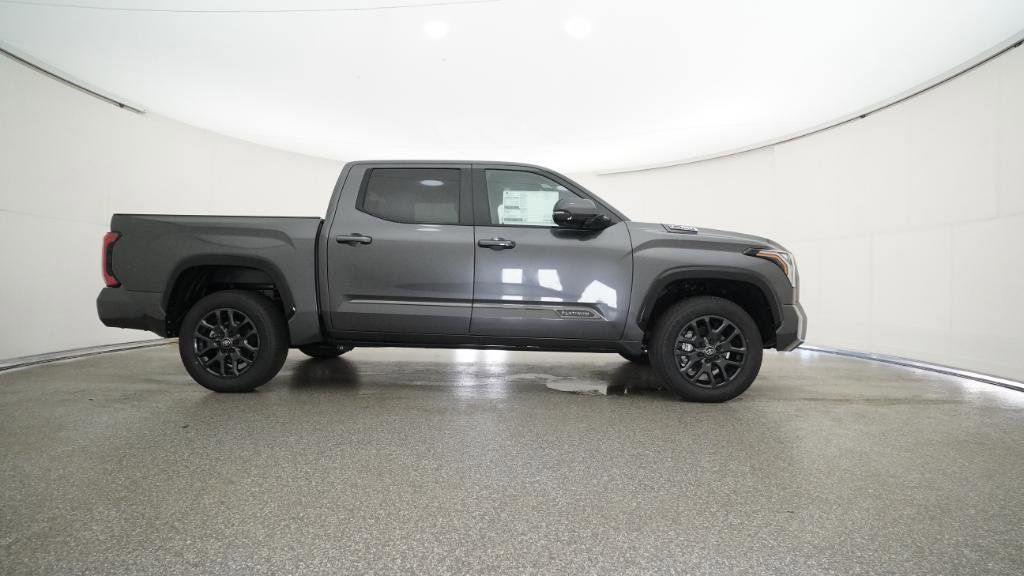 Thumbnail: 2025 Toyota Tundra - 32
