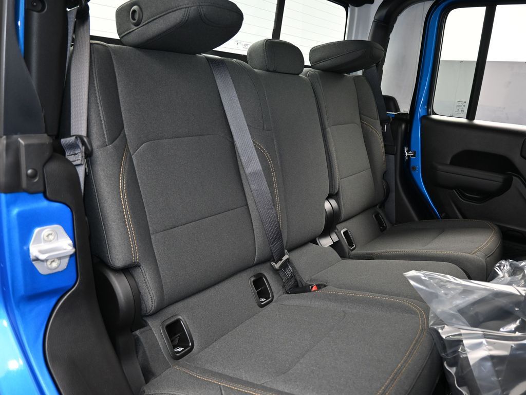 New 2026 hydro blue pearlcoat Jeep Sport image 32