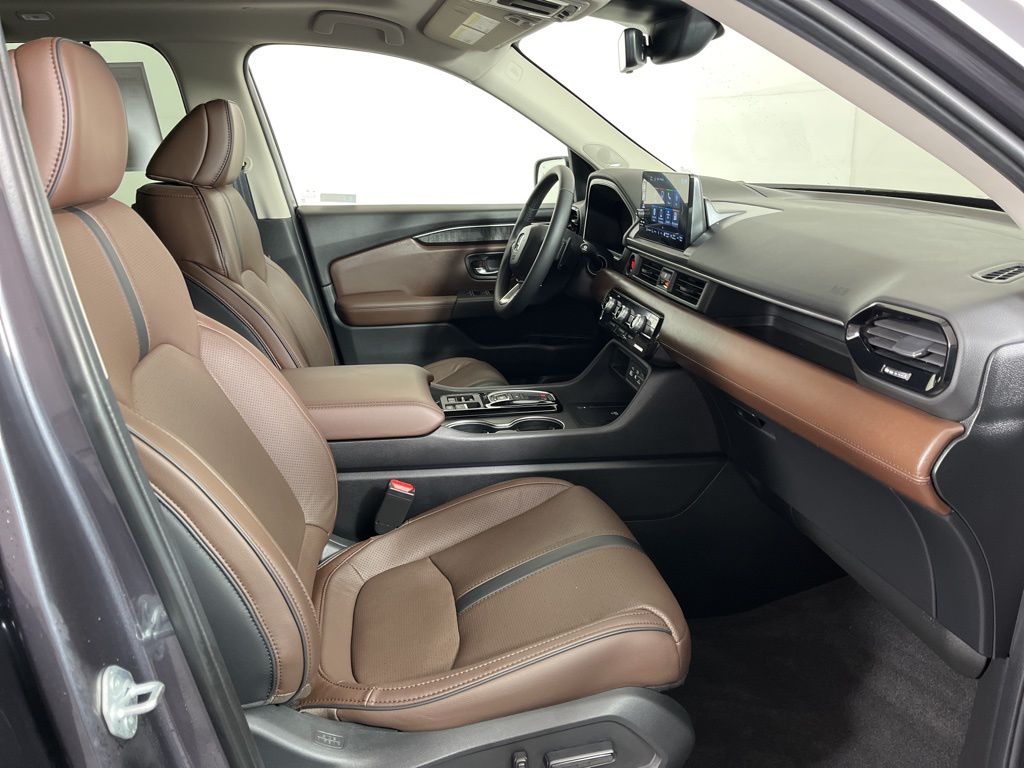 Thumbnail: 2023 Honda Pilot - 7