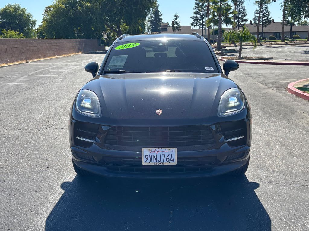 Thumbnail: 2019 Porsche Macan - 2
