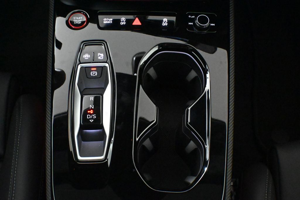 Thumbnail: 2025 Audi S5 - 22