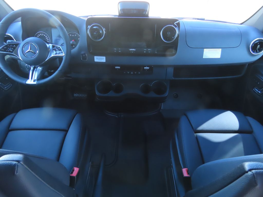 Thumbnail: 2026 Mercedes-Benz Sprinter - 14