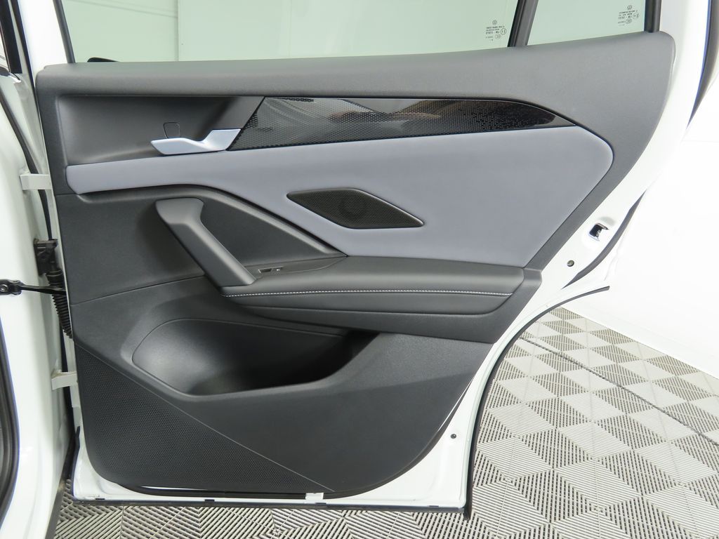 Thumbnail: 2026 Volkswagen Tiguan - 27