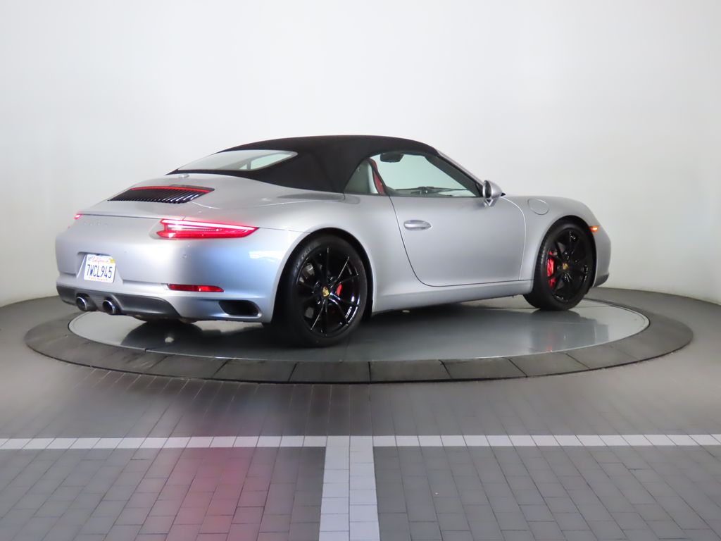 Thumbnail: 2017 Porsche 911 - 7