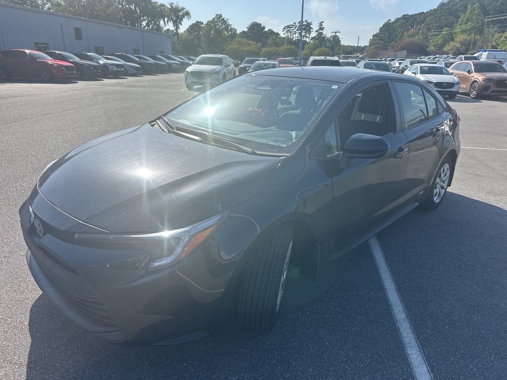 2025 Toyota Corolla Hybrid LE