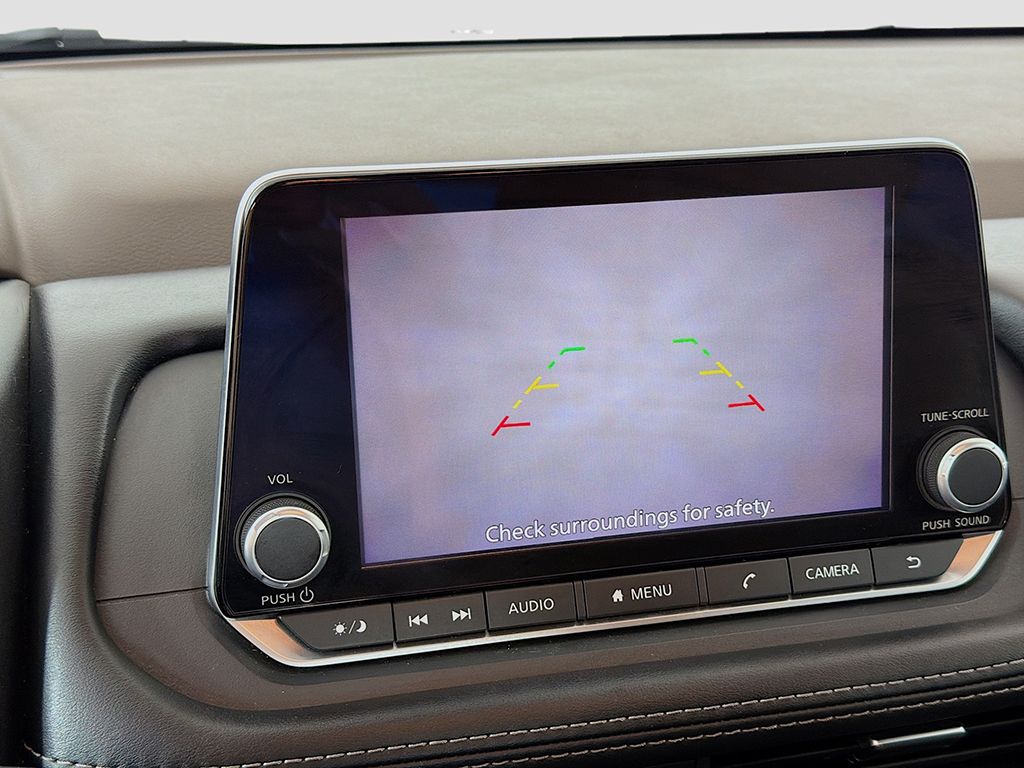 Used 2023 Silver Nissan SV image 33