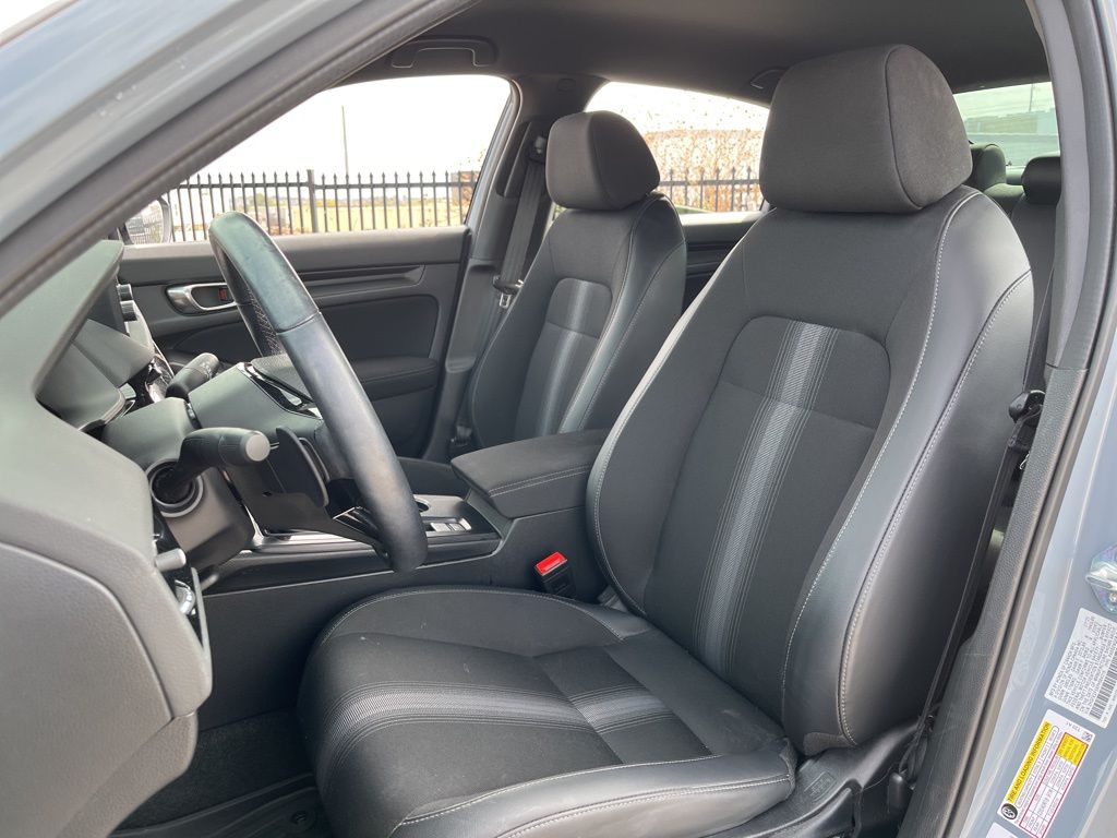 Thumbnail: 2023 Honda Civic - 24